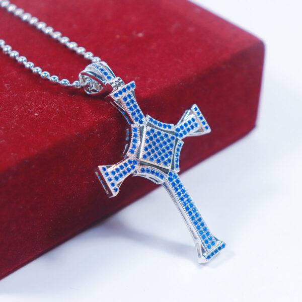 Fashion Jewelry Cross Pendant Unisex Necklace